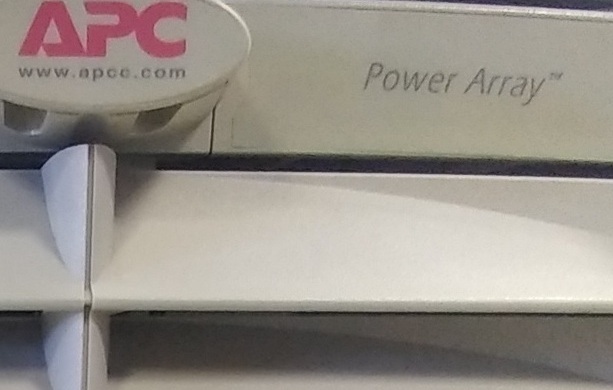 ИБП APC  Symmetra Power Array